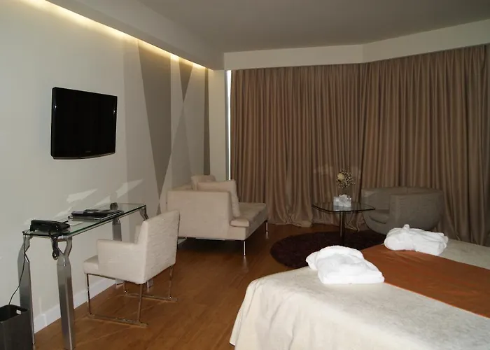 Hotel Cabo De Gata 4*
